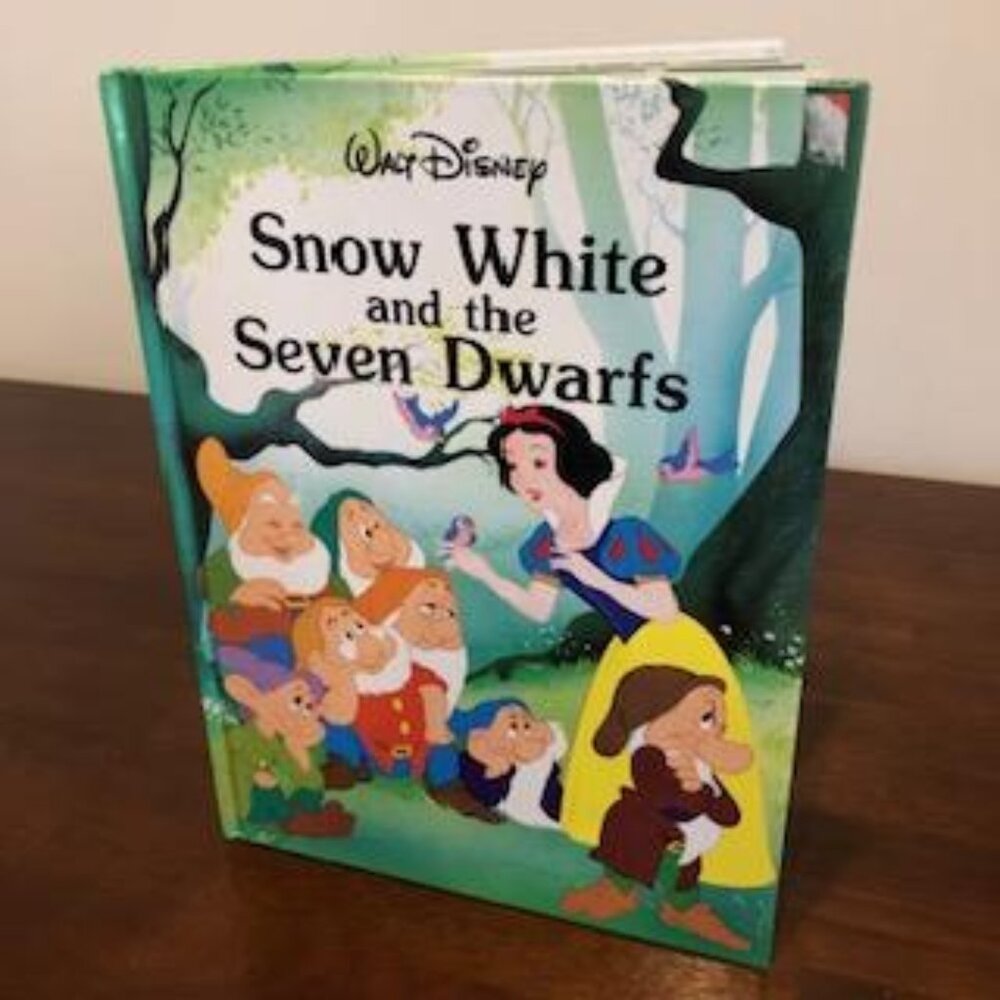 Walt Disney Classic Snow White Vintage Hardcover Book.